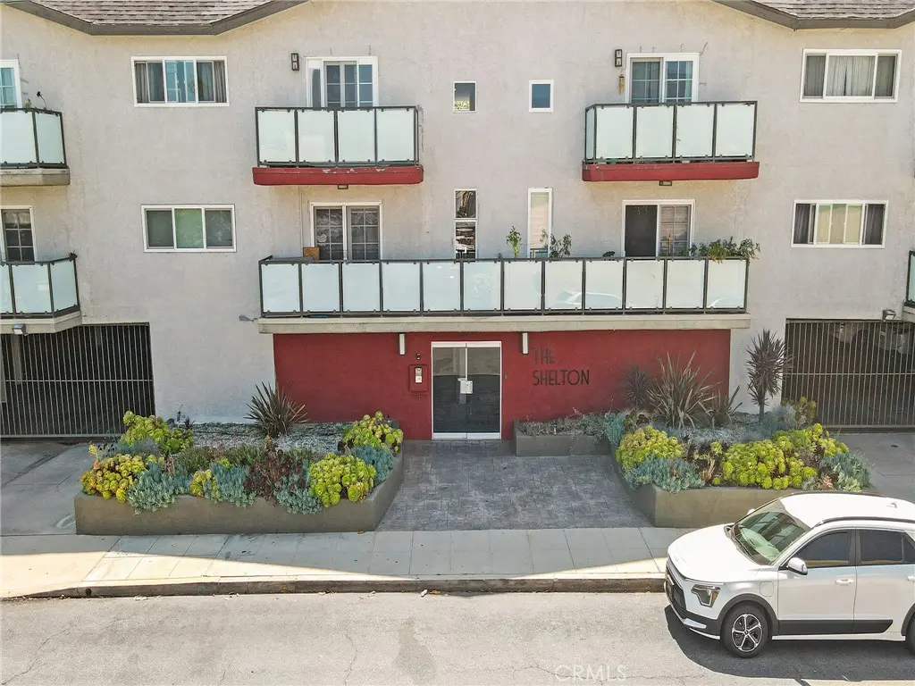 525 S Shelton Street S 205, Burbank, CA — listing photo 1