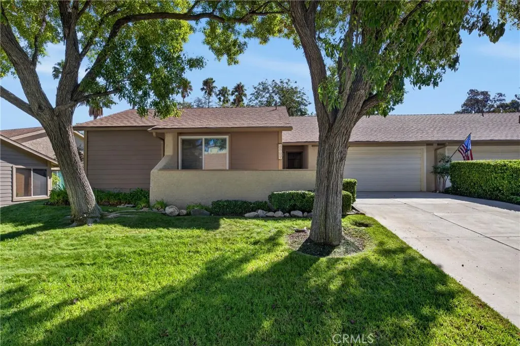 26105 Rainbow Glen Drive, Newhall, CA — listing photo 1