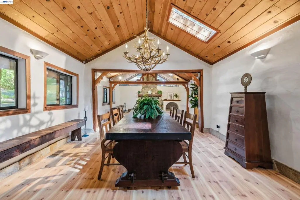 41 Back Road, La Honda, CA — listing photo 1