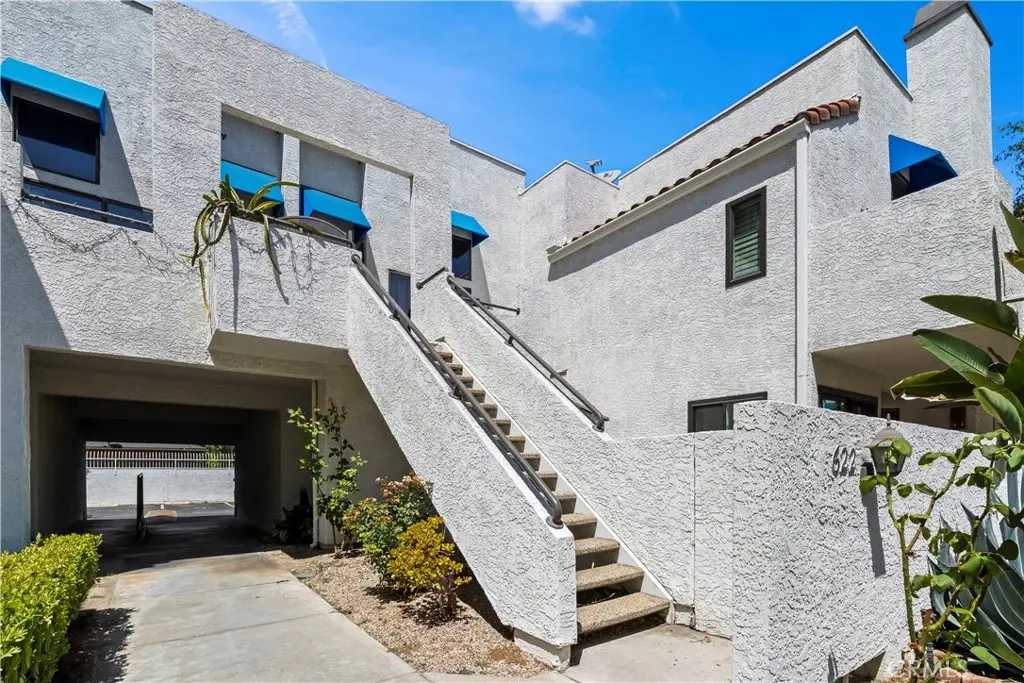Condominium for sale at 622 Park Shadow Court, Baldwin Park, CA featuring 2 beds and 2 baths