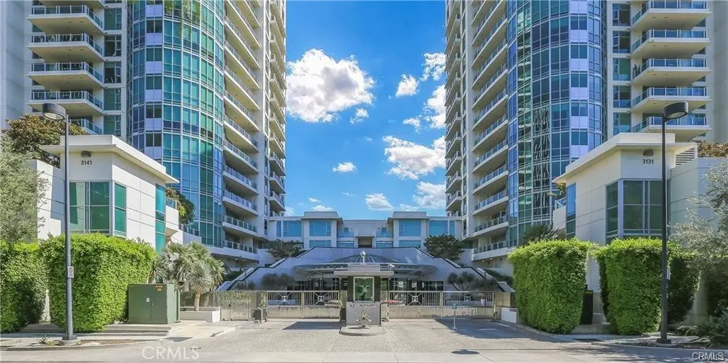 Residential Lease for rent at 3131 Michelson 1206, Irvine, Orange County, CA featuring 2 beds and 2 baths