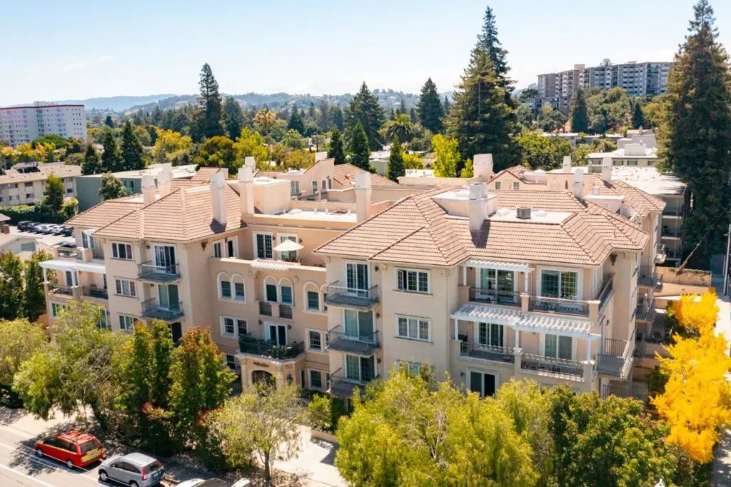 153 N San Mateo Drive 201, San Mateo, CA — listing photo 1