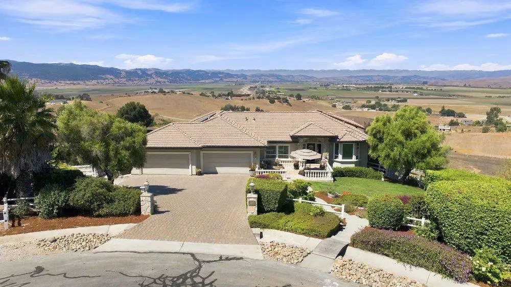 Single Family Residence for sale at 323 Taryn Court, Hollister, CA featuring 4 beds and 4 baths