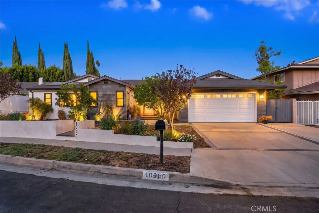 10960 Baton Rouge, Northridge, CA — listing photo 1