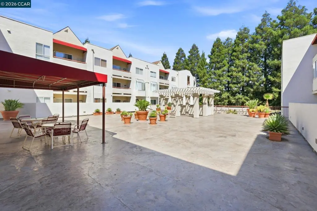 Condominium for sale at 3173 Wayside Plz 212, Walnut Creek, CA featuring 2 beds and 2 baths