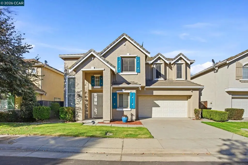 Single Family Residence for sale at 5683 Vintage Cir, Stockton, CA featuring 3 beds and 3 baths