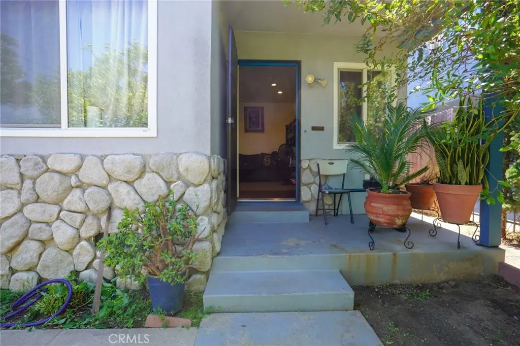 Single Family Residence for sale at 3612 W 113th, Inglewood, CA featuring 3 beds and 2 baths