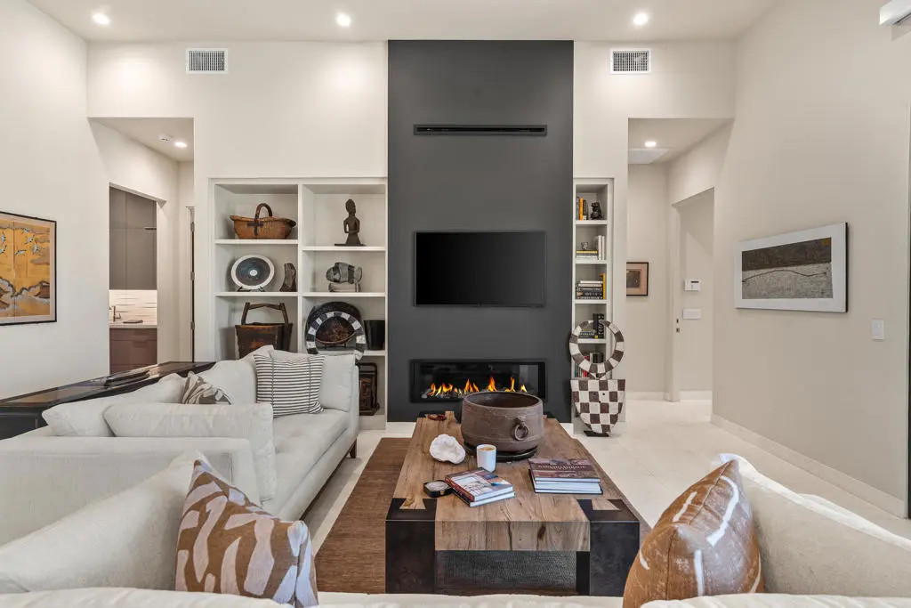 Single Family Residence for rent at 70790 Ironwood Drive, Rancho Mirage, CA featuring 3 beds and 4 baths