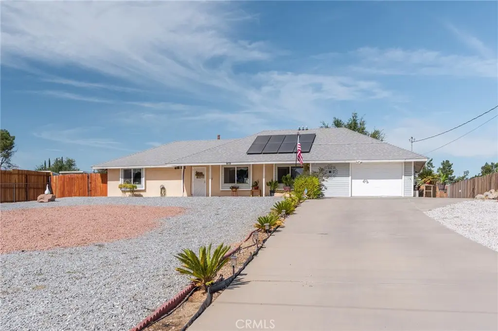 9172 Jacaranda, Hesperia, CA — listing photo 1