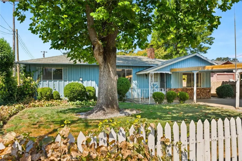 2431 Mariposa, Chico, CA — listing photo 1