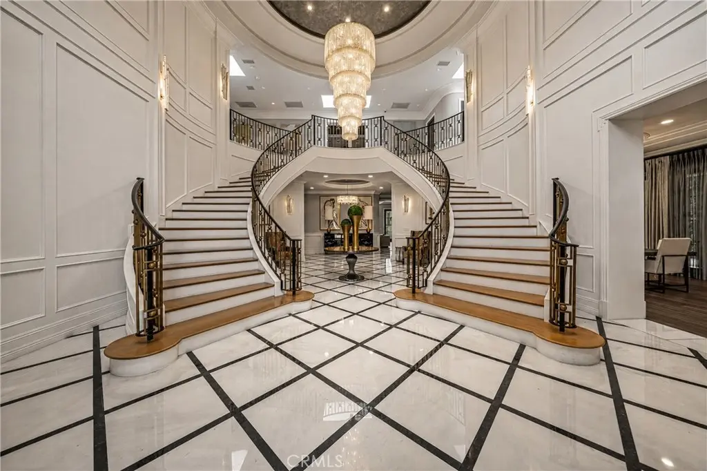 Residential Lease for rent at 1020 Hampton, Arcadia, Los Angeles County, CA featuring 6 beds and 7 baths
