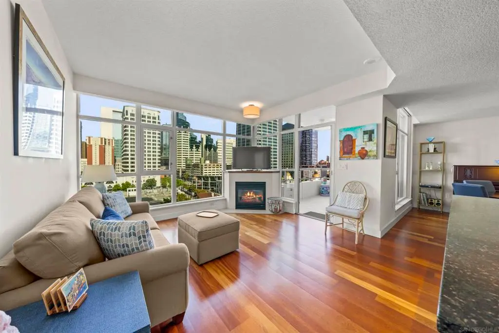 Condominium for sale at 1199 Pacific Hwy 1103, San Diego, CA featuring 1 bed and 2 baths