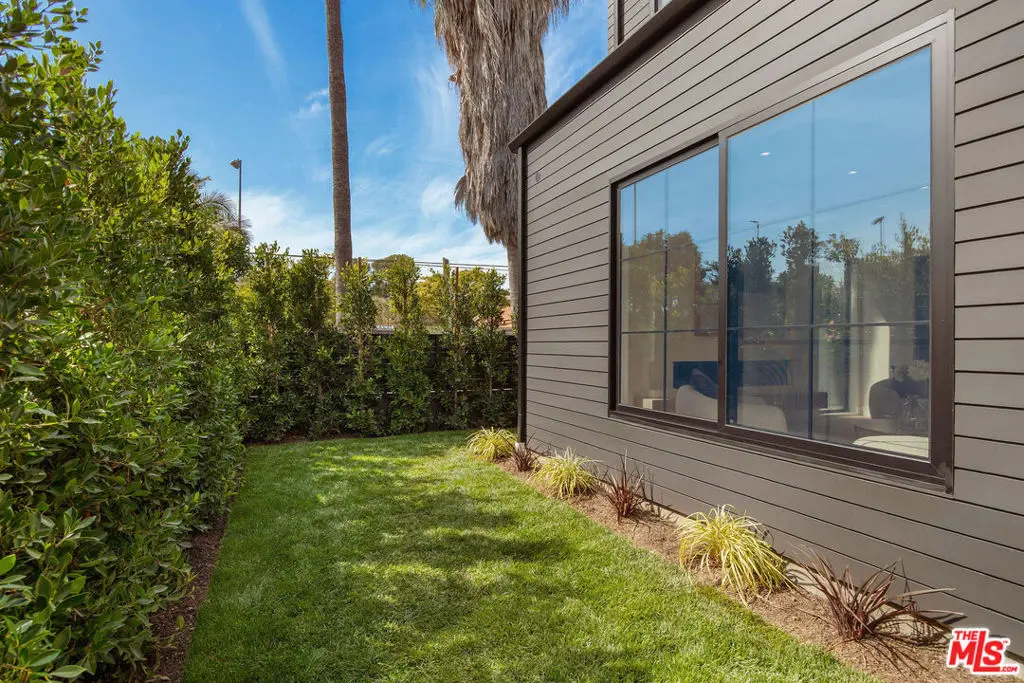 Single Family Residence for sale at 1500 Louella Avenue, Los Angeles, CA featuring 5 beds and 5 baths