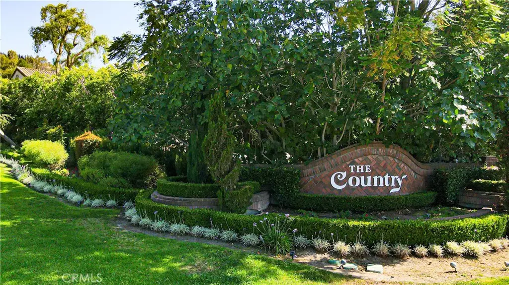2871 Live Oak Dr, Diamond Bar, CA — listing photo 1