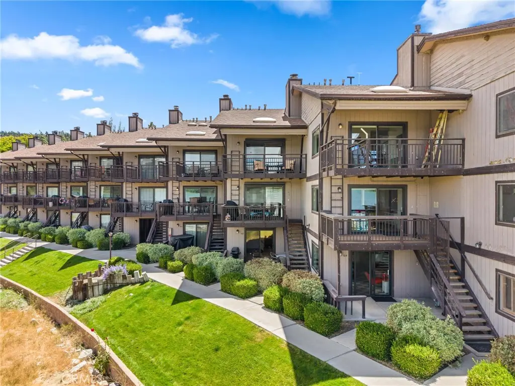 40670 Big Bear Boulevard 5, Big Bear Lake, CA — listing photo 1