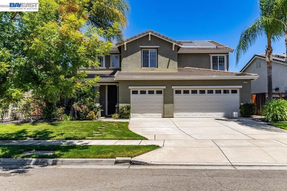 Single Family Residence for sale at 4746 Mammouth Ln, Oakley, CA featuring 6 beds and 3 baths