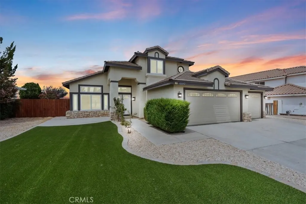 12242 San Ysidro, Victorville, CA — listing photo 1