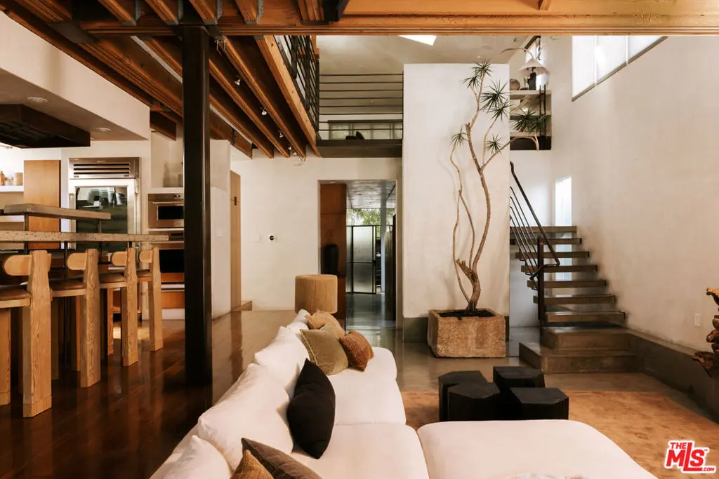 Single Family Residence for sale at 554 Westminster Avenue, Los Angeles, CA featuring 4 beds and 5 baths