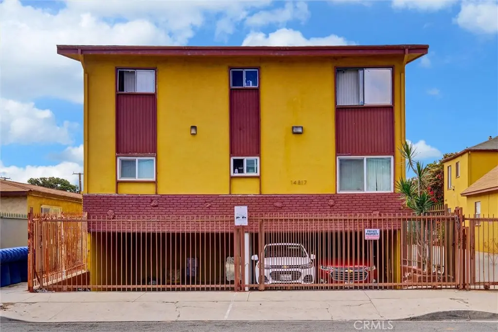 Residential Lease for rent at 14817 Lemoli 7, Gardena, Los Angeles County, CA featuring 2 beds and 1 bath