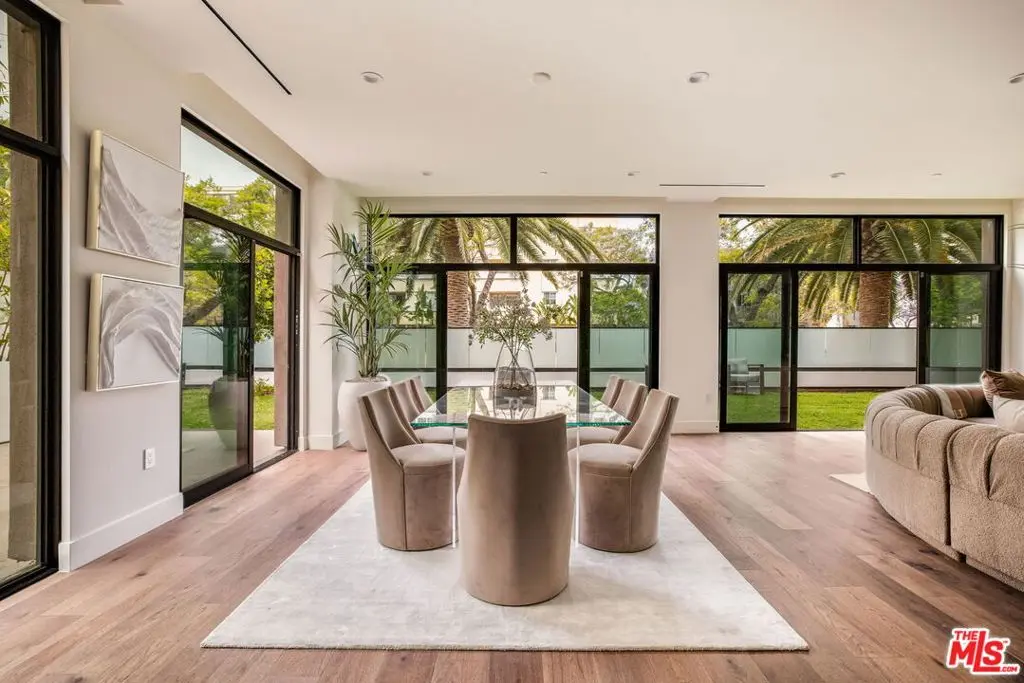 425 N Palm Drive 103, Beverly Hills, CA — listing photo 1