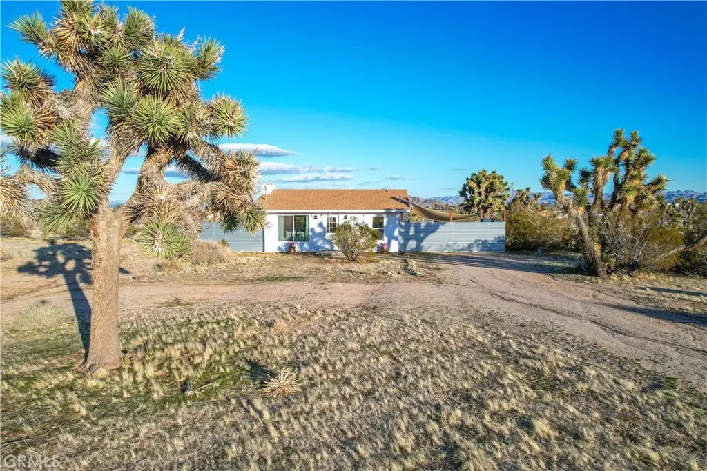3567 Condalia Avenue, Yucca Valley, CA — listing photo 1