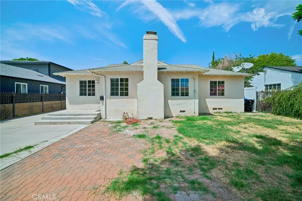 7419 Gaviota Avenue, Van Nuys, CA — listing photo 1