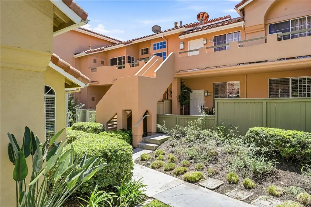 51 Abrazo Aisle 169, Irvine, CA — listing photo 1