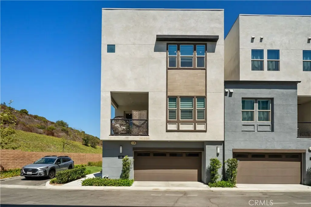 978 Poppy Court, Montebello, CA — listing photo 1