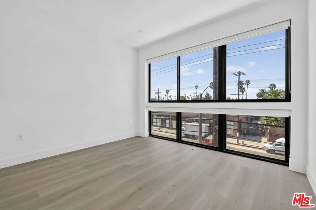 1808 Lincoln Boulevard 312, Venice, CA — listing photo 1