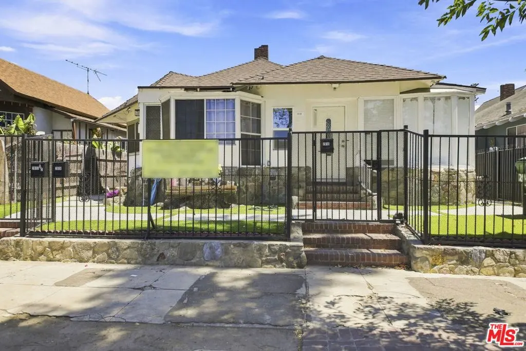 Single Family Residence for rent at 2910 Budlong Avenue, Los Angeles, CA featuring 5 beds and 3 baths