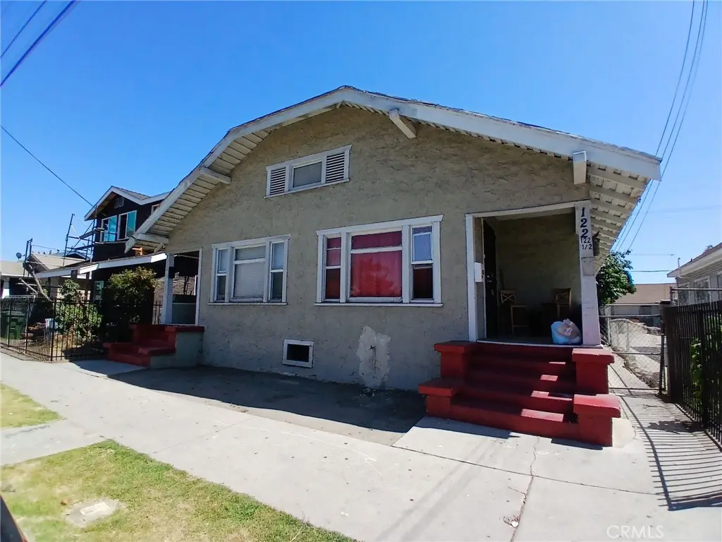 Triplex for sale at 122 E Gage, Los Angeles, CA