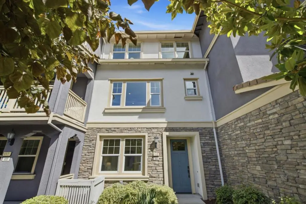 Townhouse for sale at 113 Lemmon Terrace, Sunnyvale, CA featuring 4 beds and 4 baths