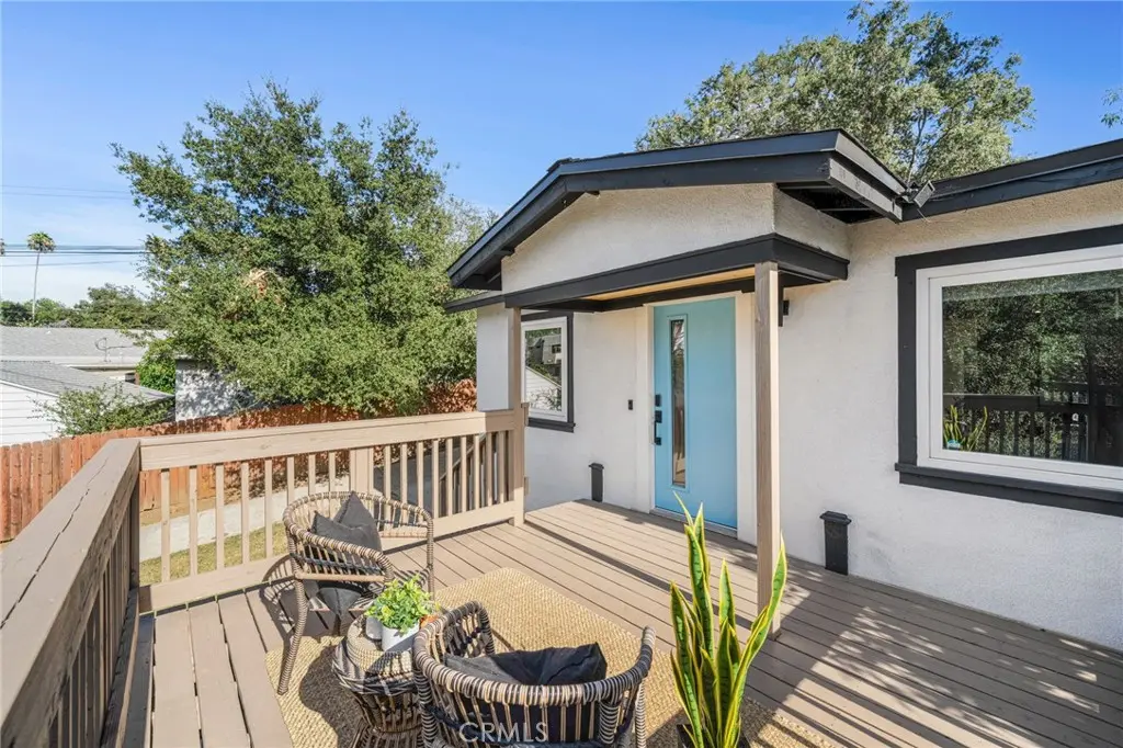 Single Family Residence for sale at 1808 Chickasaw Avenue, Los Angeles, CA featuring 2 beds and 2 baths