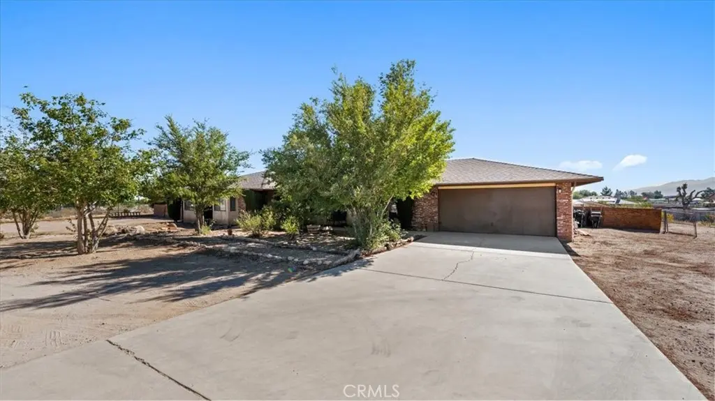 10839 11th Avenue, Hesperia, CA — listing photo 1