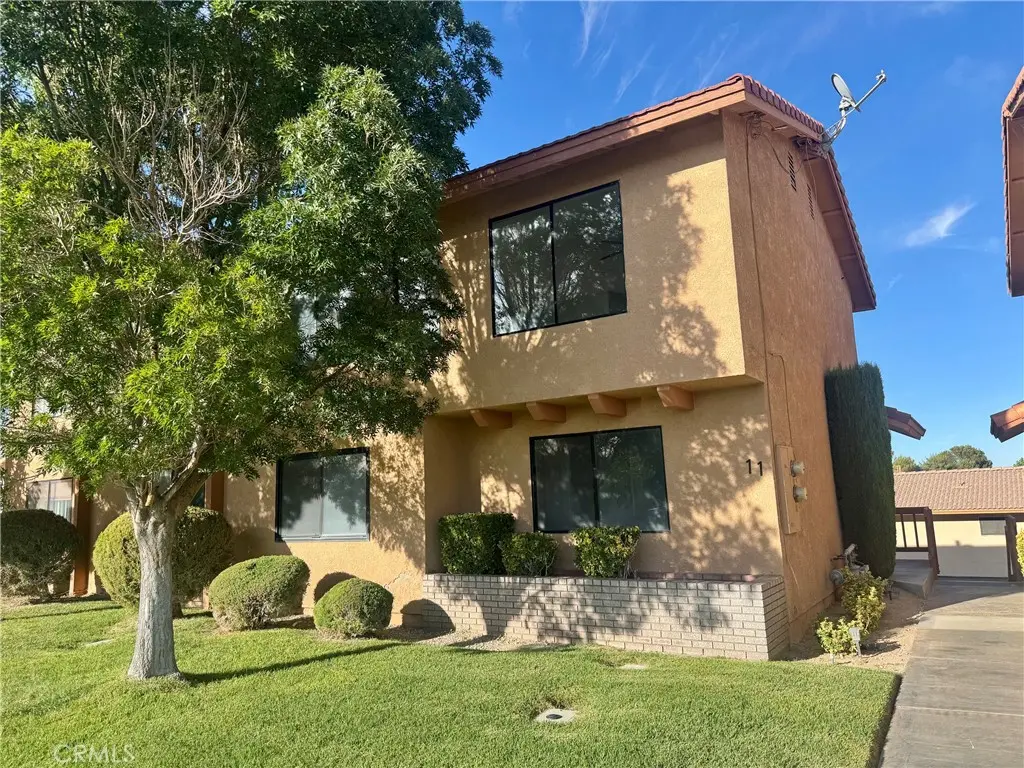27535 Lakeview 11, Helendale, CA — listing photo 1