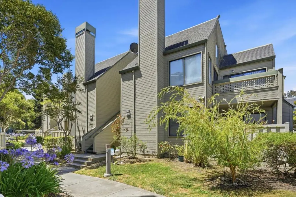 Condominium for sale at 3778 Stoneglen N, Richmond, CA featuring 1 bed and 1 bath