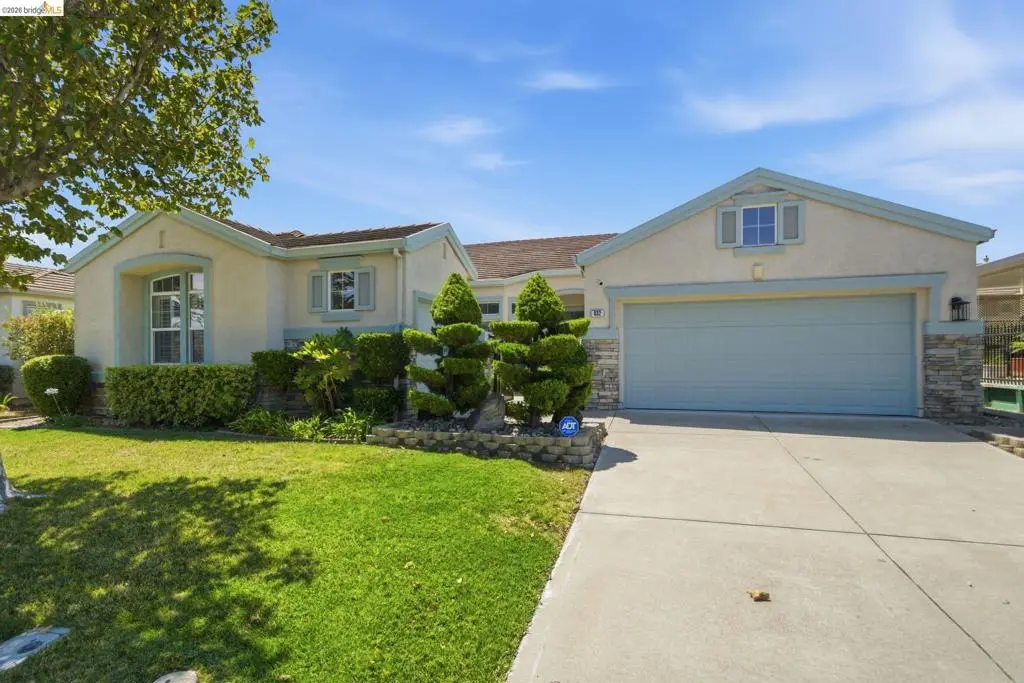 Residential for sale at 832 Summerset Drive, Rio Vista, CA featuring 2 beds and 3 baths