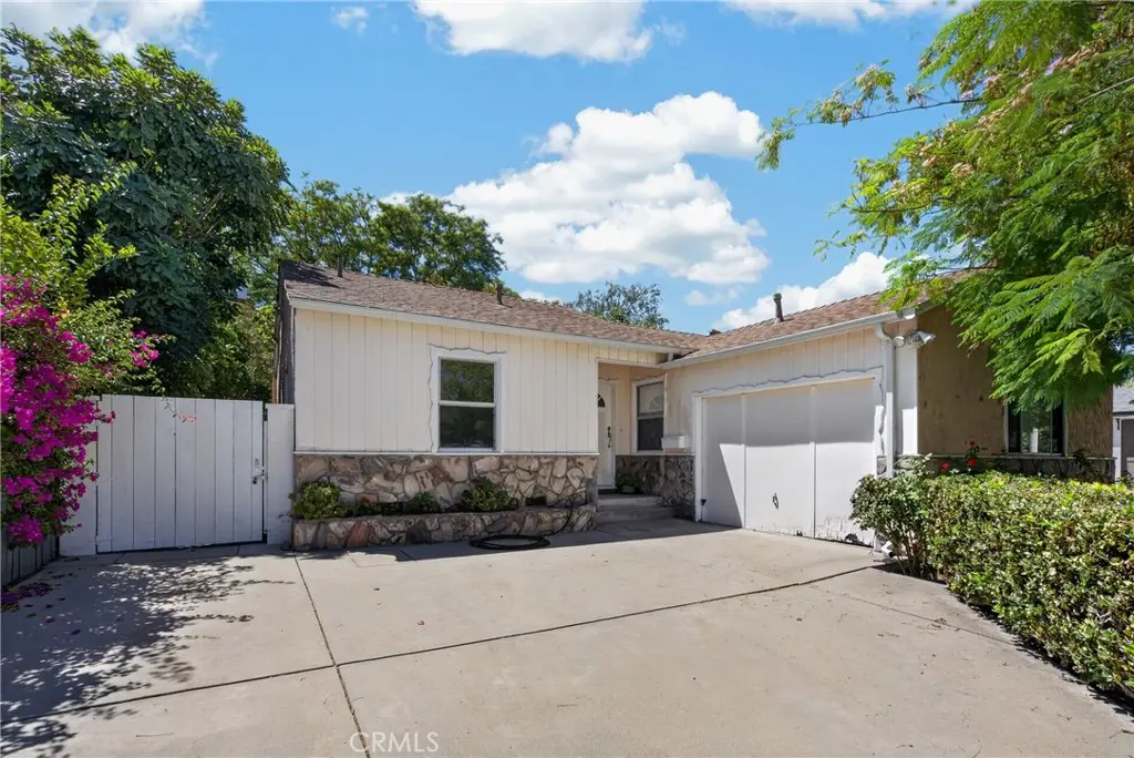 19134 Welby, Reseda, CA — listing photo 1