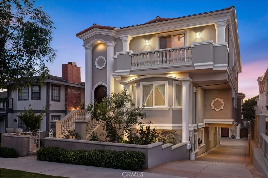 Townhouse for sale at 217 S Irena Avenue A, Redondo Beach, CA featuring 6 beds and 4 baths