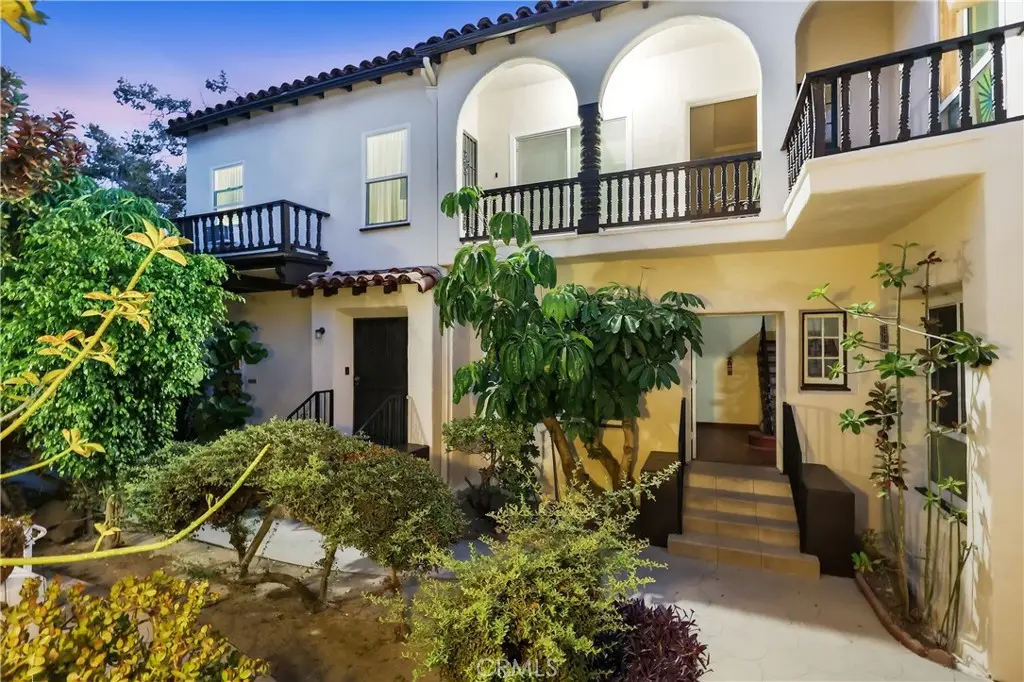 Quadruplex for sale at 4171 Garthwaite Avenue, Los Angeles, CA