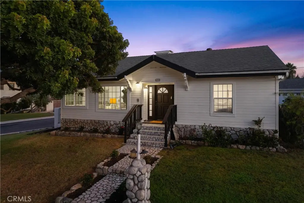 Single Family Residence for sale at 6200 W 77th Street, Los Angeles, CA featuring 4 beds and 4 baths