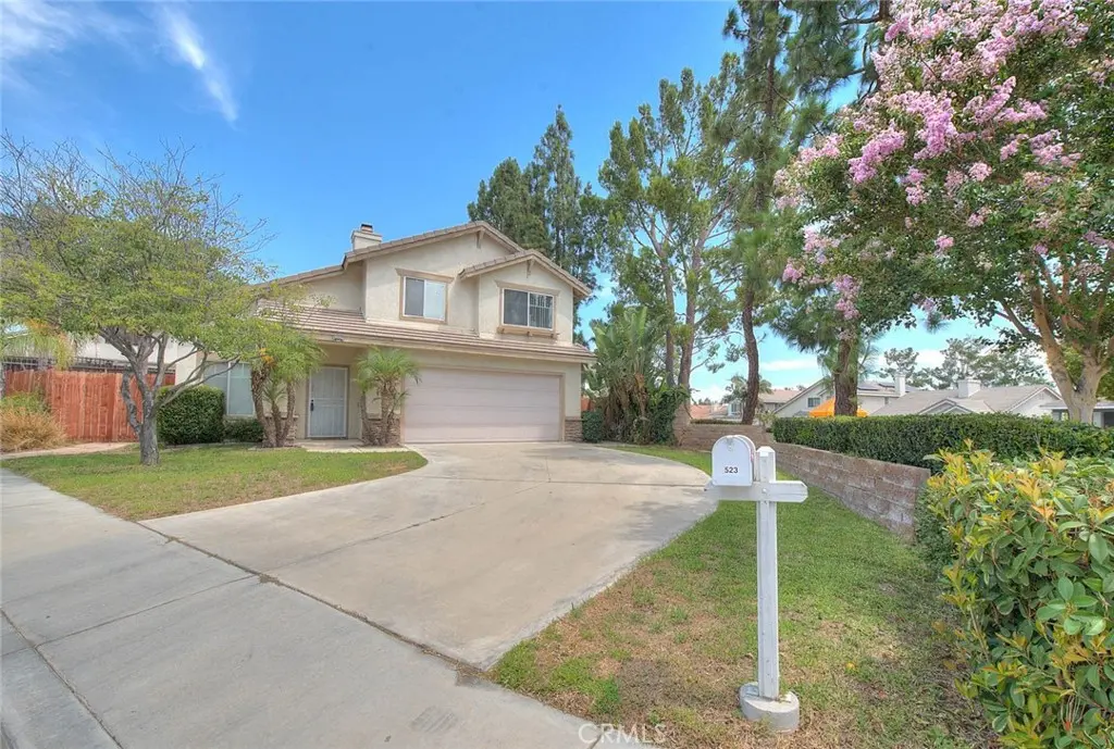 Condominium for sale at 523 Towergrove, Corona, CA featuring 3 beds and 3 baths