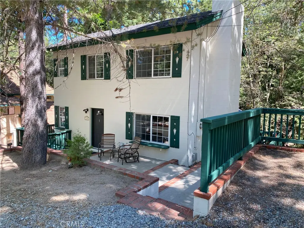 939 Canyon Spur, Lake Arrowhead, CA — listing photo 1