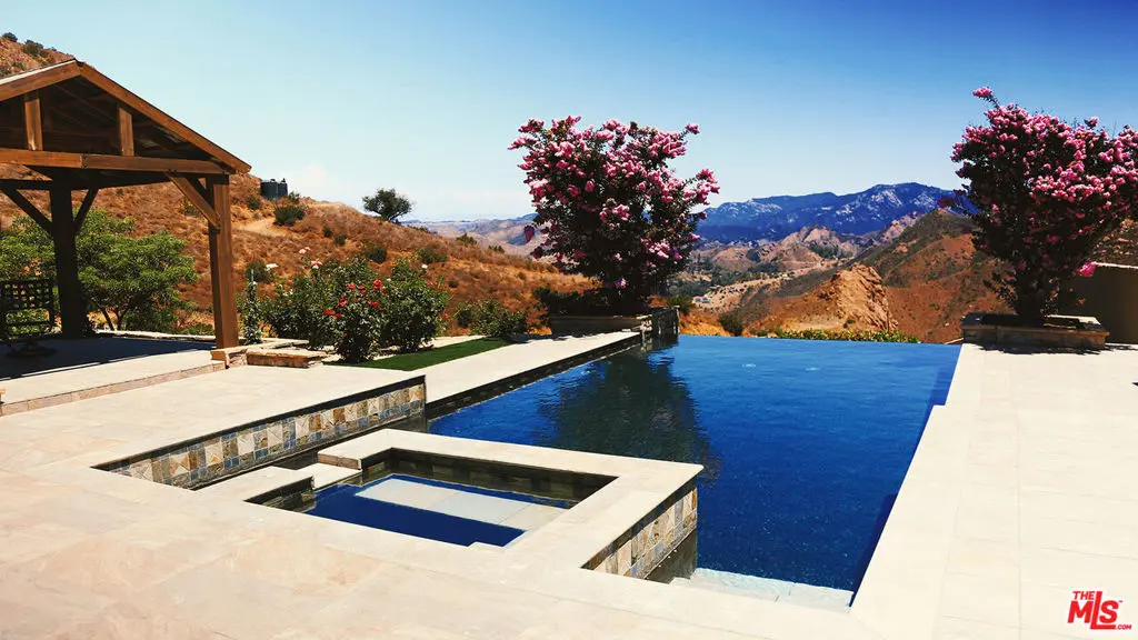 Residential Lease for rent at 1700 Cadenhorn Drive, Agoura Hills, Los Angeles County, CA featuring 5 beds and 6 baths