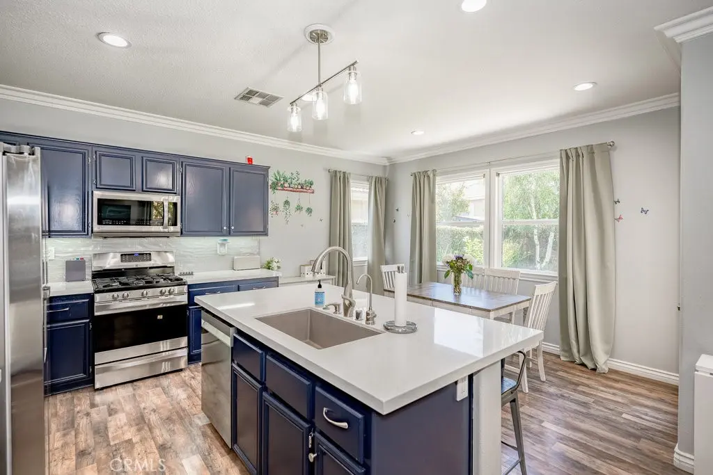 28315 Maitland, Saugus, CA — listing photo 1
