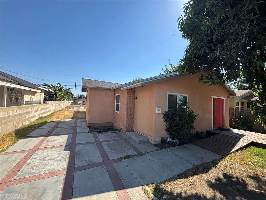 242 E M, Colton, CA — listing photo 1