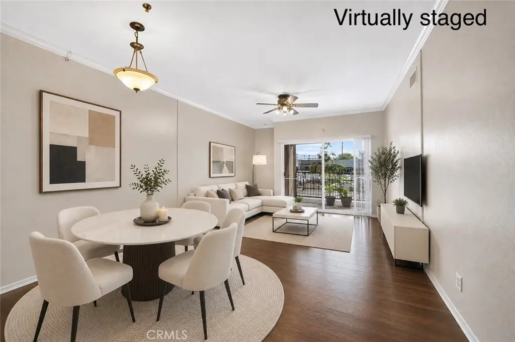 11124 Burbank Boulevard 108, North Hollywood, CA — listing photo 1