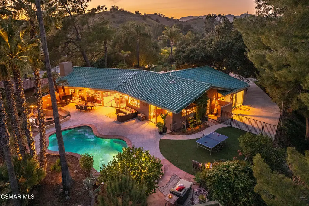 Residential Lease for rent at 6110 Colodny Drive, Agoura Hills, Los Angeles County, CA featuring 3 beds and 4 baths