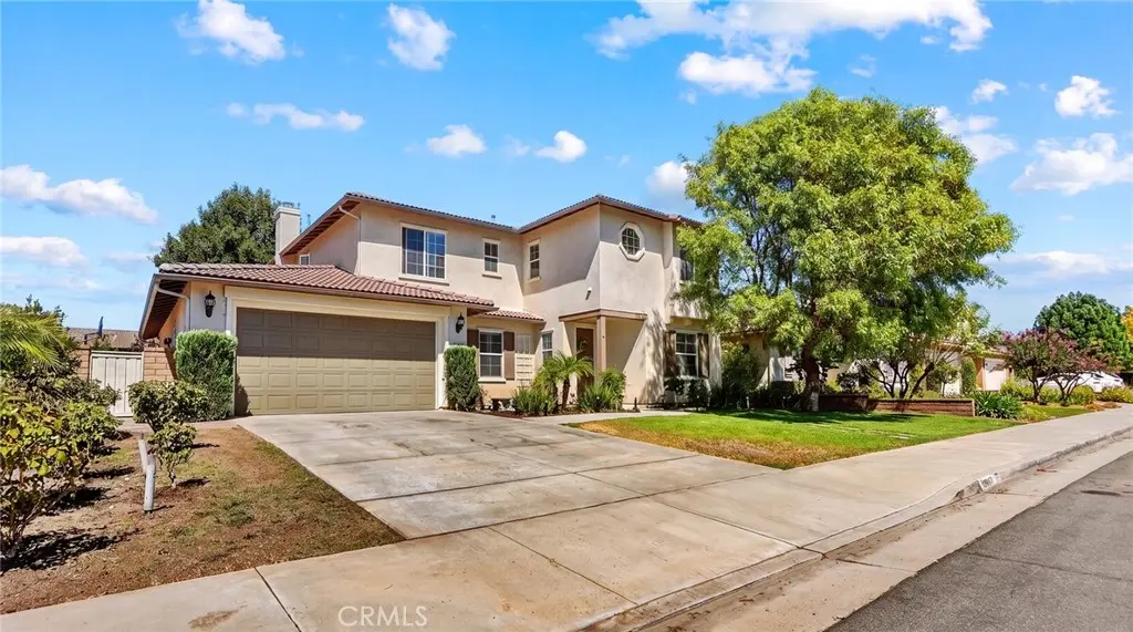 35211 Lilac Lane, Winchester, CA — listing photo 1