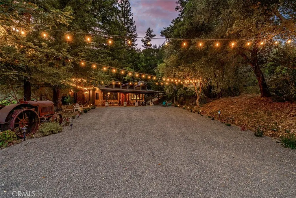 3588 Silverado N, St Helena, CA — listing photo 1